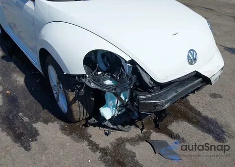 2018 Volkswagen Beetle 2.0T Se from USA, damaged, VIN 3VWJD7AT8JM702492